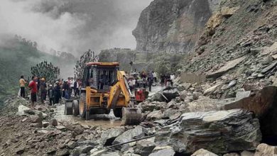Photo of  उमट्टा में भूस्खलन का बढ़ रहा दायरा, हाईवे के लिए बना खतरा