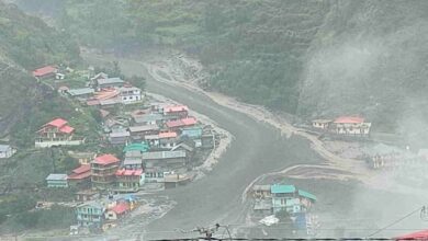 Photo of उत्तरकाशी: धराली में बादल फटने से भारी तबाही, चार की मौत, मलबे में दबे कई लोग