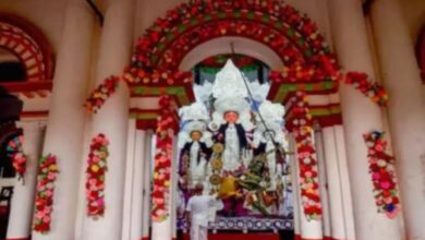 Photo of बांग्लादेश में दुर्गा पूजा से पहले मंदिर में तोड़फोड़, दहशत में जी रहे हिंदू अल्पसंख्यक