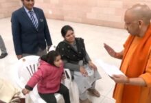 Photo of जनता दर्शन: बालिका अनाबी अली की बात सुनकर सीएम योगी हुए प्रभावित