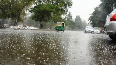 Photo of यूपी: प्रदेश में बदला मौसम, आज इन जिलों में बरसात-ओले गिरने का अलर्ट