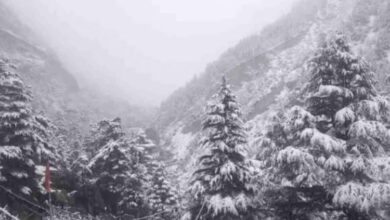 Photo of प्रदेश में बदला मौसम का मिजाज, गंगोत्री-यमुनोत्री-बदरीनाथ में हुई बर्फबारी
