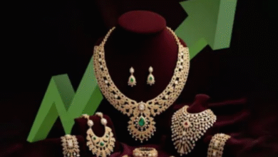 Photo of चांदी पहुंची 2.70 लाख के पार, सोने में भी आया उछाल; चेक करें लेटेस्ट रेट